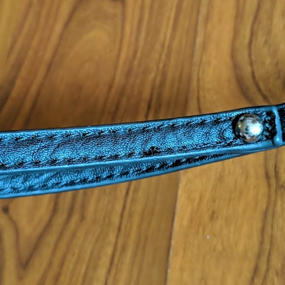 Express Wristlet - Picture 7 of 8